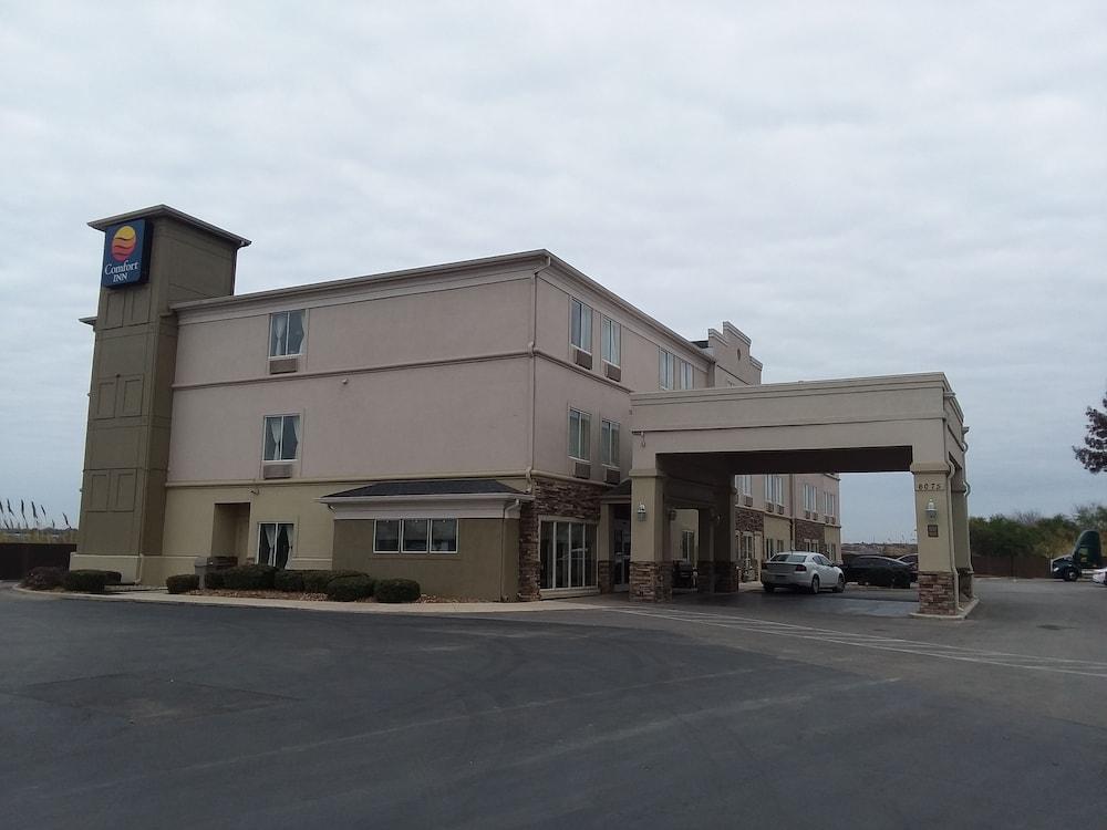 Comfort Inn Near Frost Bank Center San Antonio Exterior foto